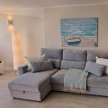 Апартаменты Cliffside With Panorama Ocean Views *