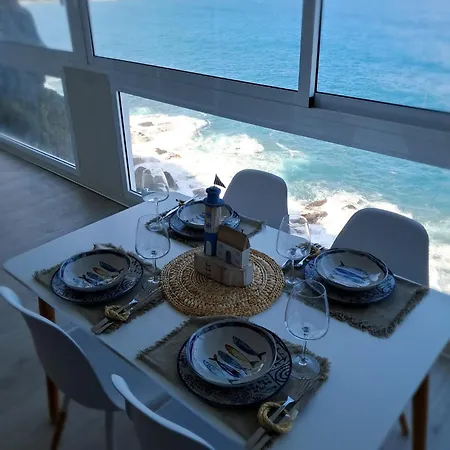 Cliffside With Panorama Ocean Views Апартаменты